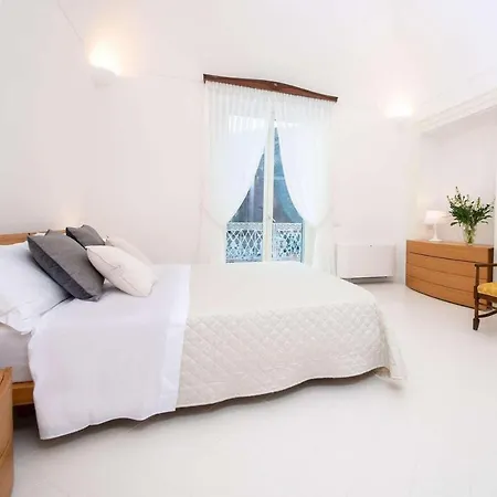 Residence Amalfi أمالفي