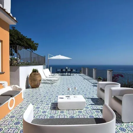 Residence Amalfi فيلة *