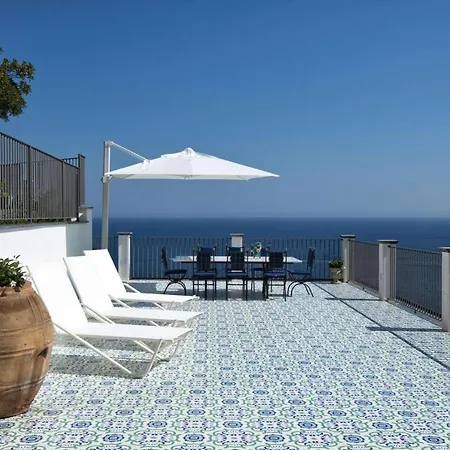 Residence Amalfi فيلة